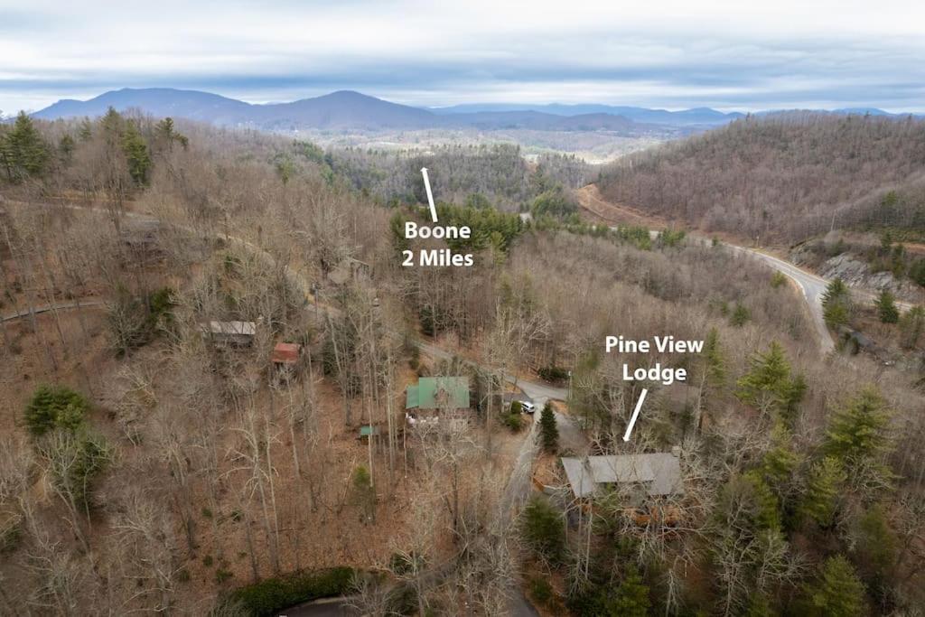 Wrap-Around Porch, Hot Tub And Game Room Blowing Rock Exterior photo